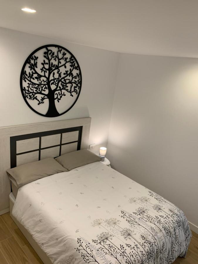 Appartamento Acogedora Casa con Patio en El Tiemblo  Esterno foto