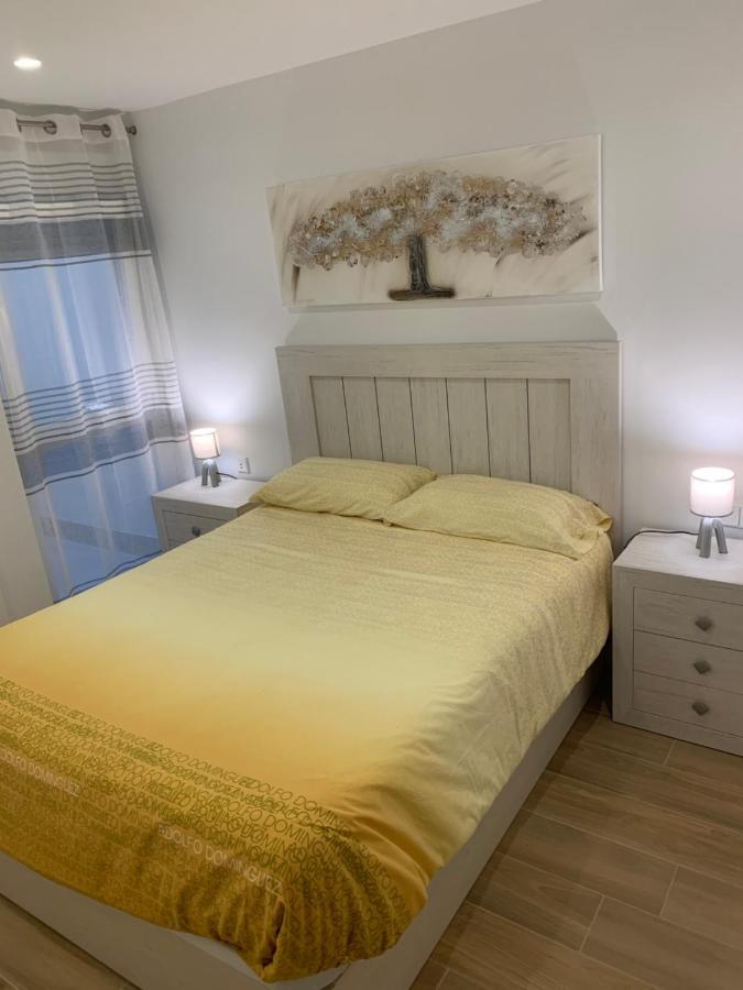 Appartamento Acogedora Casa con Patio en El Tiemblo  Esterno foto
