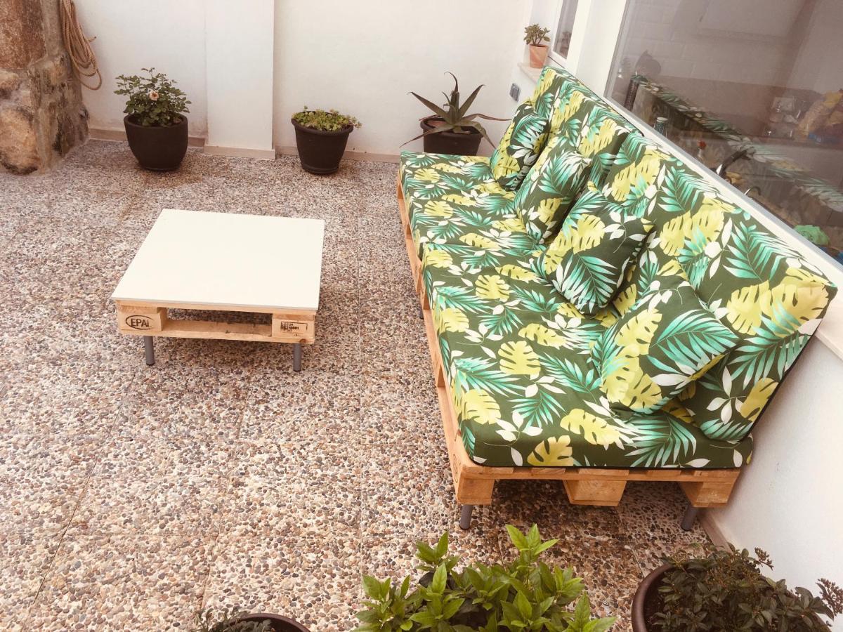 Appartamento Acogedora Casa con Patio en El Tiemblo  Esterno foto